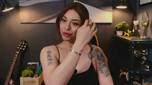 Snapshot of LUNACOCKSLAYER chatting on 02-12-26, 09:10 LUNACOCKSLAYER online show from 02-12-26, 09:10