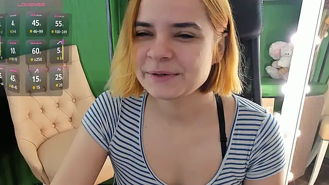 Snapshot of Gina_Dawson chatting on 10-09-25, 08:12 Gina Dawson online show from 10-09-25, 08:12