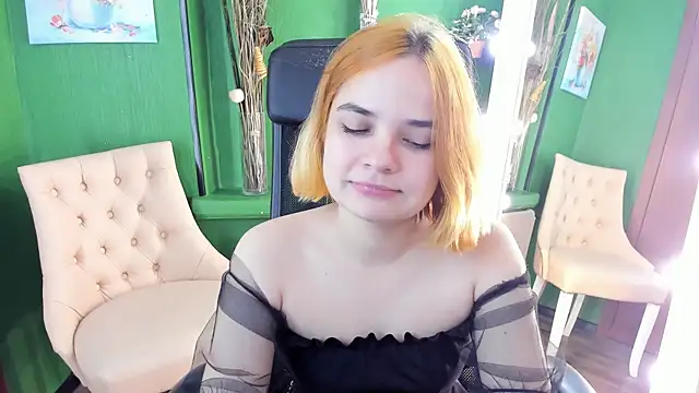 Snapshot of Gina_Dawson chatting on 11-07-25, 10:04 Gina Dawson online show from 11-07-25, 10:04