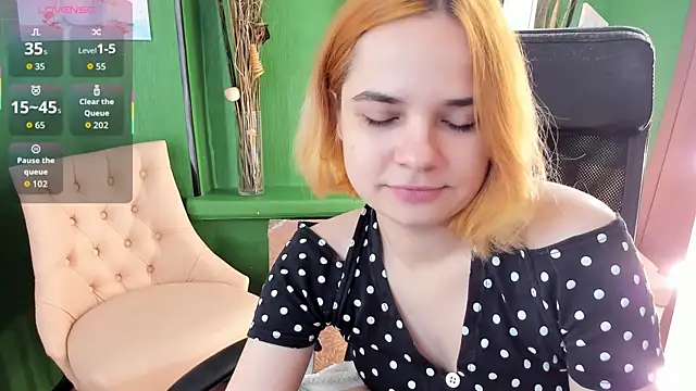 Snapshot of Gina_Dawson chatting on 11-08-25, 08:36 Gina Dawson online show from 11-08-25, 08:36