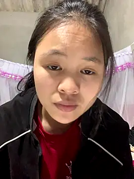 Snapshot of NhuFox chatting on 09-26-25, 12:58 NhuFox online show from 09-26-25, 12:58