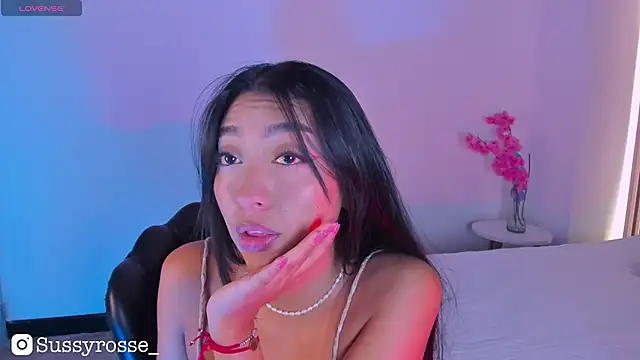 Snapshot of Sussyrosse_ chatting on 10-05-25, 02:10 Sussyrosse  online show from 10-05-25, 02:10
