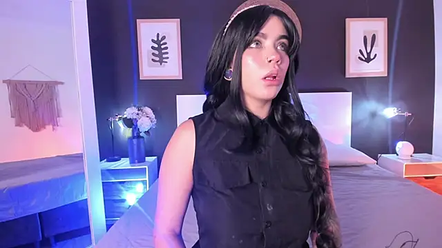 SuccubusDolly online show from 09-13-25, 03:06