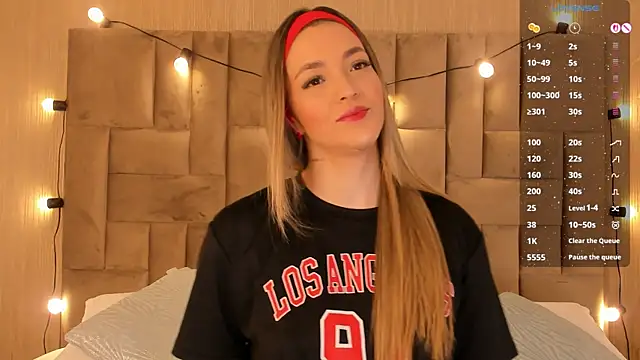 ClaradelMar online show from 09-20-25, 11:00