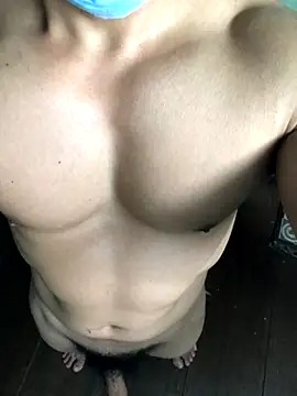 Snapshot of Huynh-duc-huy chatting on 11-27-25, 04:42 Huynh-duc-huy online show from 11-27-25, 04:42