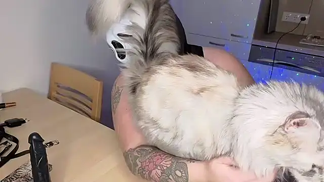 Snapshot of MaeNoir chatting on 10-31-25, 10:33 MaeNoir online show from 10-31-25, 10:33