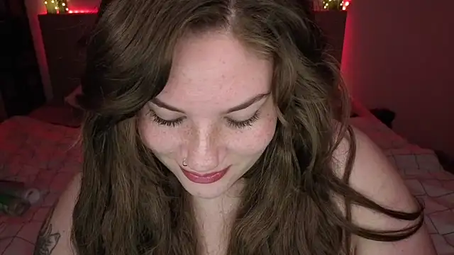 Snapshot of MaeNoir chatting on 02-17-26, 08:15 MaeNoir online show from 02-17-26, 08:15