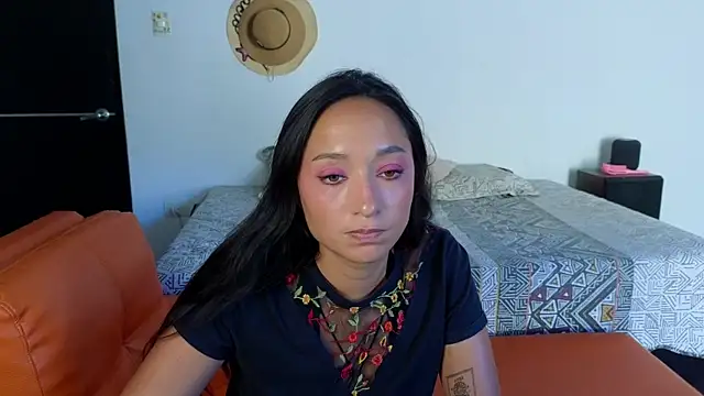 Snapshot of salome_rv chatting on 01-08-26, 08:33 salome rv online show from 01-08-26, 08:33