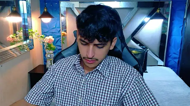 Snapshot of Alan_Del_Reyx chatting on 02-07-26, 10:08 Alan Del Reyx online show from 02-07-26, 10:08