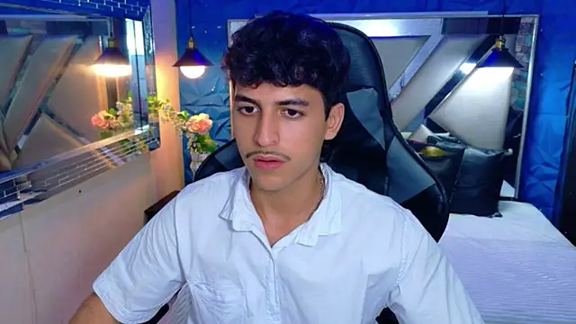 Snapshot of Alan_Del_Reyx chatting on 02-11-26, 06:35 Alan Del Reyx online show from 02-11-26, 06:35