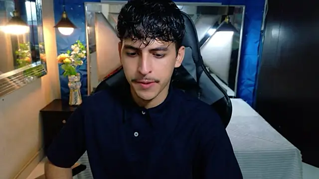 Snapshot of Alan_Del_Reyx chatting on 02-19-26, 04:08 Alan Del Reyx online show from 02-19-26, 04:08