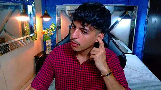 Snapshot of Alan_Del_Reyx chatting on 03-01-26, 03:19 Alan Del Reyx online show from 03-01-26, 03:19