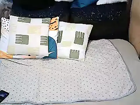 Snapshot of xxhottinybabe chatting on 10-15-25, 06:52 xxhottinybabe online show from 10-15-25, 06:52