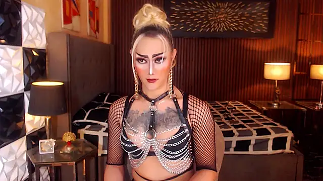 Snapshot of HorseCockDivine chatting on 03-27-26, 07:02 HorseCockDivine online show from 03-27-26, 07:02