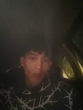 lusiboy96 online show from 04-20-26, 12:13