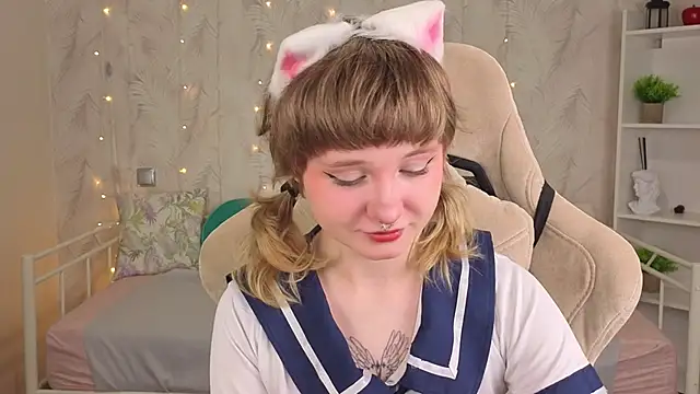 Tori Cutie online show from 05-27-26, 12:07