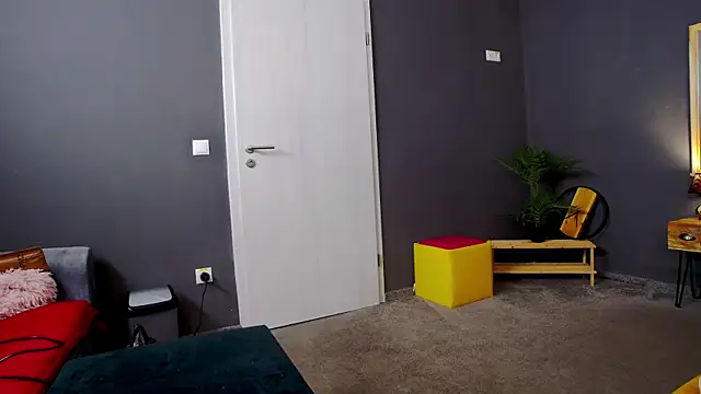 Jessica White  online show from 04-17-26, 04:15