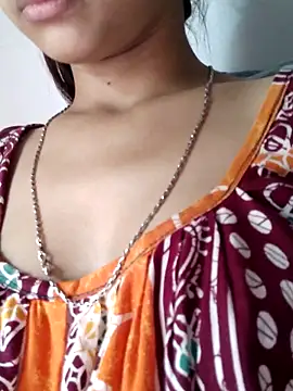 Snapshot of sana-5 chatting on 09-11-25, 06:02 sana-5 online show from 09-11-25, 06:02