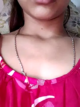 Snapshot of sana-5 chatting on 09-18-25, 08:05 sana-5 online show from 09-18-25, 08:05