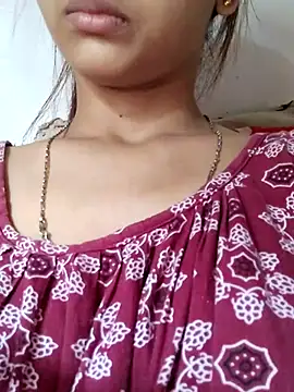 Snapshot of sana-5 chatting on 09-19-25, 07:32 sana-5 online show from 09-19-25, 07:32