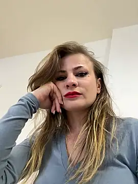 Snapshot of IsabellaEtha chatting on 07-22-26, 09:01 IsabellaEtha online show from 07-22-26, 09:01