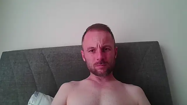 isimsizsikicii online show from 07-02-26, 03:40