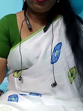 Snapshot of yelmaji91 chatting on 10-22-25, 04:57 yelmaji91 online show from 10-22-25, 04:57