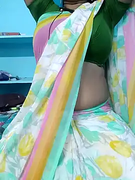 Snapshot of yelmaji91 chatting on 10-24-25, 04:42 yelmaji91 online show from 10-24-25, 04:42