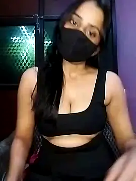 Snapshot of Amisha2 chatting on 10-16-25, 04:30 Amisha2 online show from 10-16-25, 04:30