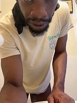 Snapshot of BigBDMari chatting on 09-12-25, 10:43 BigBDMari online show from 09-12-25, 10:43