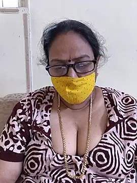 Snapshot of heera-rani chatting on 07-01-26, 09:22 heera-rani online show from 07-01-26, 09:22