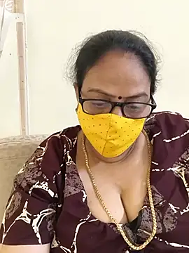 Snapshot of heera-rani chatting on 07-20-26, 06:17 heera-rani online show from 07-20-26, 06:17
