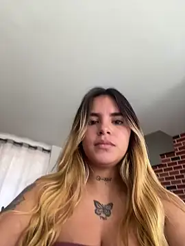 Ye si online show from 10-18-25, 03:46