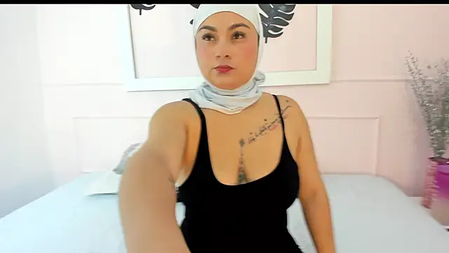Snapshot of azaharaaa_ chatting on 09-26-25, 11:36 azaharaaa online show from 09-26-25, 11:36