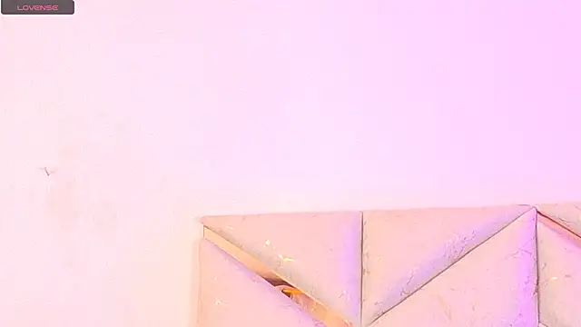 Snapshot of AlanaDoll chatting on 03-12-26, 04:13 AlanaDoll online show from 03-12-26, 04:13