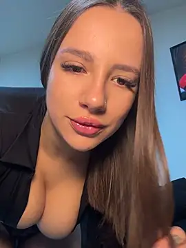 Snapshot of AlessiaaRuso1 chatting on 07-15-26, 04:07 AlessiaaRuso1 online show from 07-15-26, 04:07