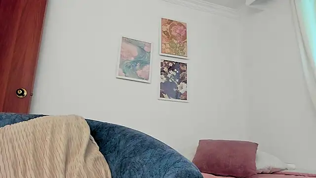 canelleGarces online show from 02-26-26, 09:47