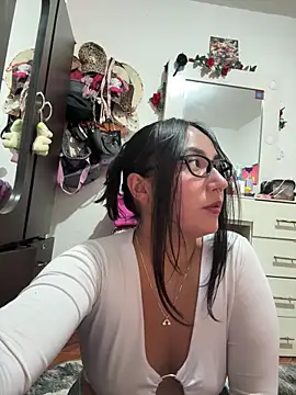 saranghae  online show from 10-06-25, 12:41