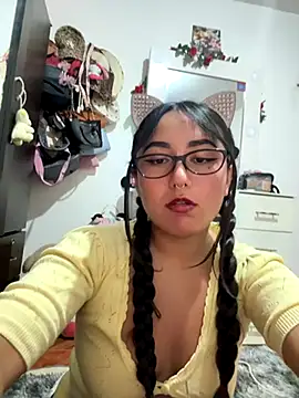 saranghae  online show from 10-08-25, 03:26