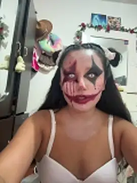 saranghae  online show from 10-31-25, 11:17