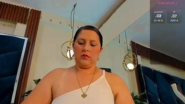 Snapshot of KikaDuque chatting on 11-29-25, 07:17 KikaDuque online show from 11-29-25, 07:17