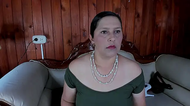 KikaDuque online show from 03-17-26, 07:50