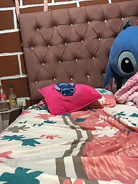 Rachellcooperrr online show from 03-06-26, 06:32