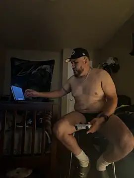 Snapshot of tangaman2280 chatting on 06-10-26, 01:50 tangaman2280 online show from 06-10-26, 01:50