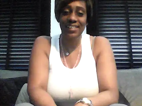 Snapshot of perlados chatting on 05-26-26, 02:13 perlados online show from 05-26-26, 02:13