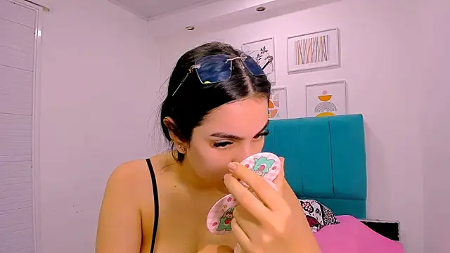 milk candy18 online show from 12-05-25, 10:46