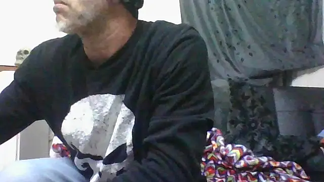 jarjar83 online show from 11-01-25, 05:42