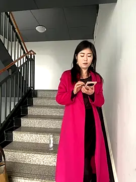 Snapshot of xtt1689999 chatting on 11-25-25, 04:12 xtt1689999 online show from 11-25-25, 04:12