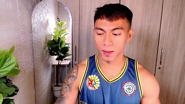 PinooyMilker online show from 11-04-25, 02:43