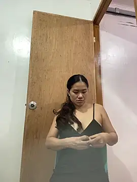 wildpussycat69 online show from 10-04-25, 05:49